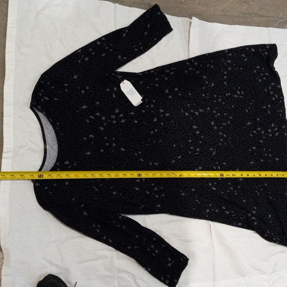 Time and Tru Women's Knit Dress with 3/4-Length Sleeves Leopard Print relaxed - Picture 8 of 11